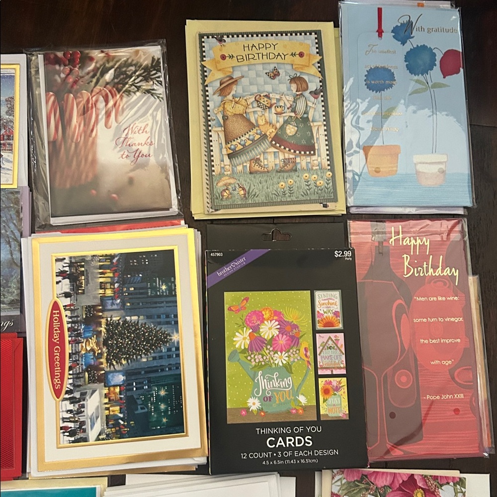 100+ Assorted Greeting Cards - Picture 3 of 4
